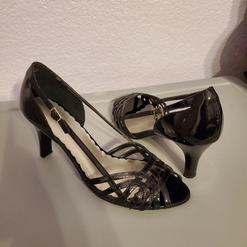 Liz Claiborne Flex Puzzle Heels Shoes 8.5 M